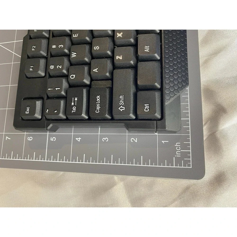 AST Wired USB Keyboard Kin-16, Tested/working
